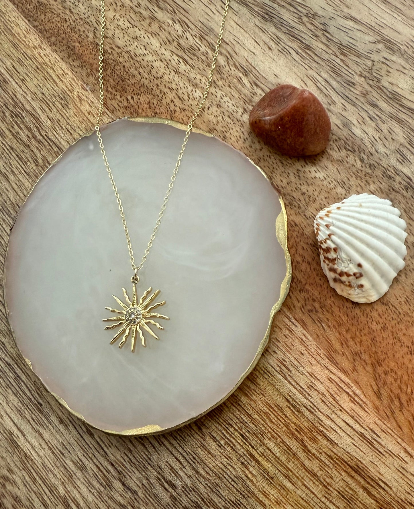 שרשרת זהב נשיקת שמש