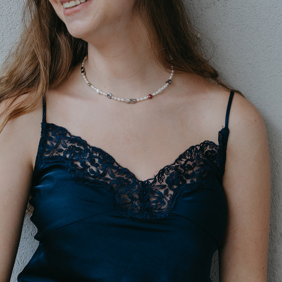 שרשרת פנינים צבעי אהבה