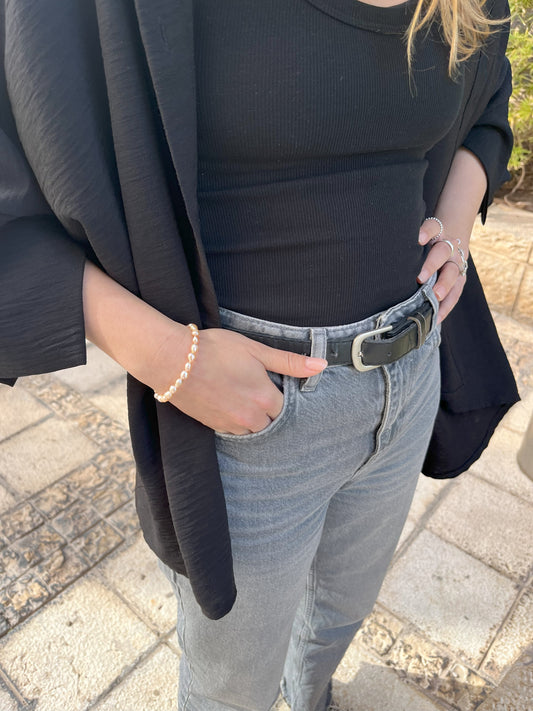 תמונה של צמיד פנינים אפרסק - תכשיט בעבודת יד בעיצוב ישראלי