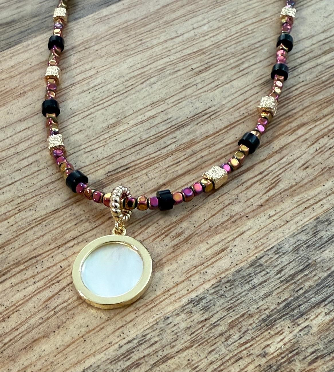 שרשרת אבנים פינק זהב